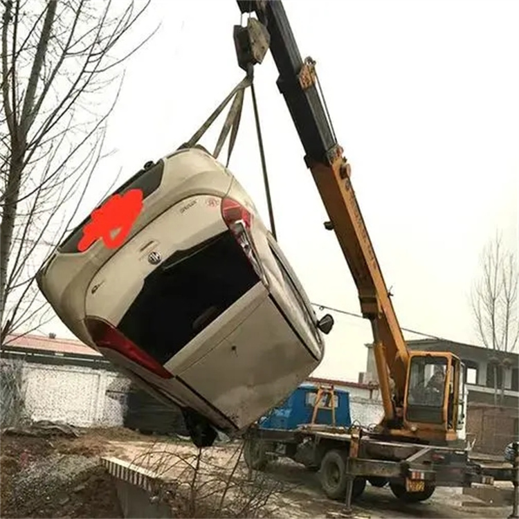 罗城吊车救援小汽车怎么吊